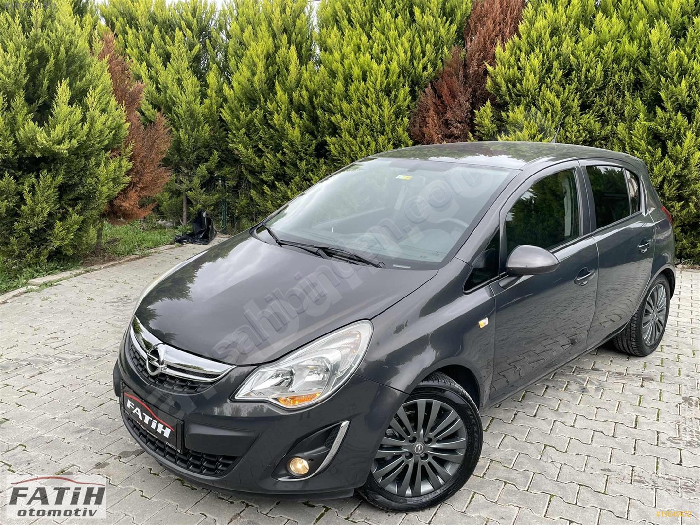 Galeriden Opel Corsa Twinport Active Model Bal Kesir Km