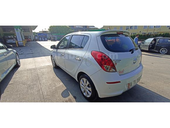 SAHİBİNDEN 2012 i20 CRDİ FULL + EKSTRALAR