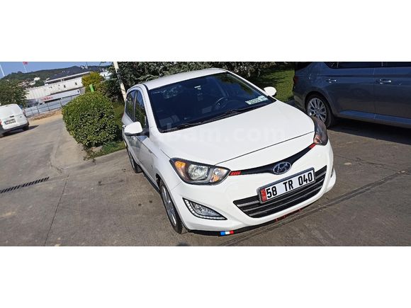 SAHİBİNDEN 2012 i20 CRDİ FULL + EKSTRALAR