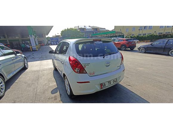 SAHİBİNDEN 2012 i20 CRDİ FULL + EKSTRALAR