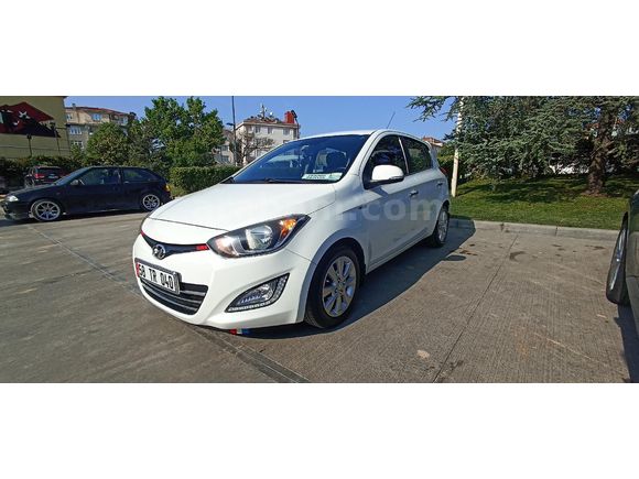 SAHİBİNDEN 2012 i20 CRDİ FULL + EKSTRALAR