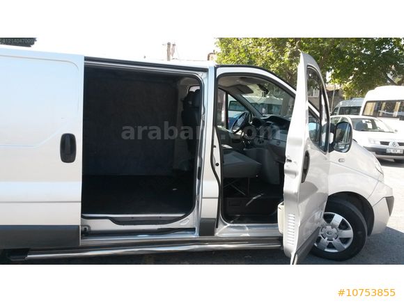 TİCARİ KAPALI KASA ARAÇ KİRALAMA TRAFIC PANELVAN NAKLIYE YAPILIR