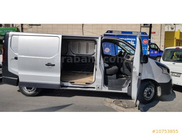 TİCARİ KAPALI KASA ARAÇ KİRALAMA TRAFIC PANELVAN NAKLIYE YAPILIR
