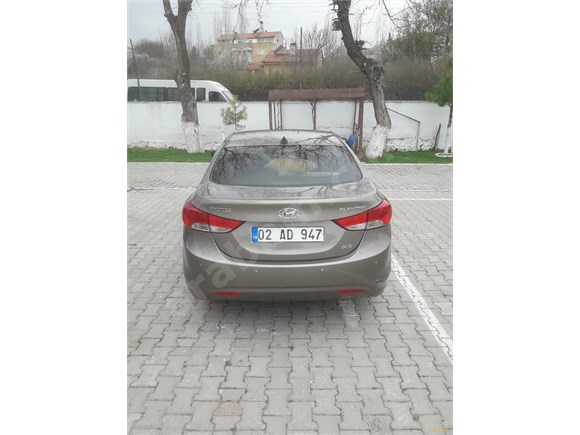 Sahibinden Hyundai Elantra 1.6 D-CVVT Mode Plus 2012 Model