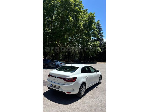 Memurdan Renault Megane 1.5 dCi Joy 2017 Model
