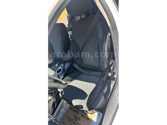 Memurdan Renault Megane 1.5 dCi Joy 2017 Model