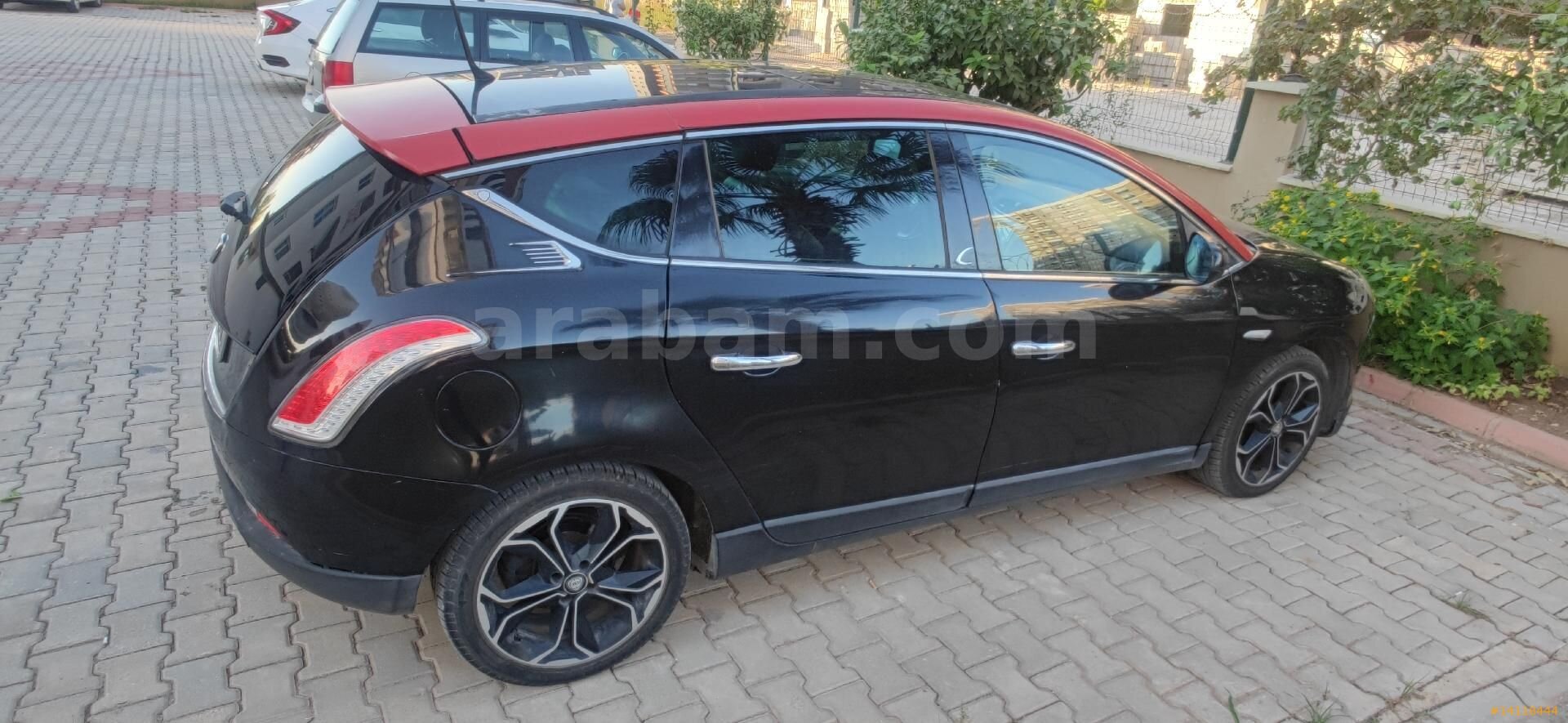 Sahibinden Lancia Delta 1.6 MJet 2010 Model Mersin 245.000 km Siyah 5