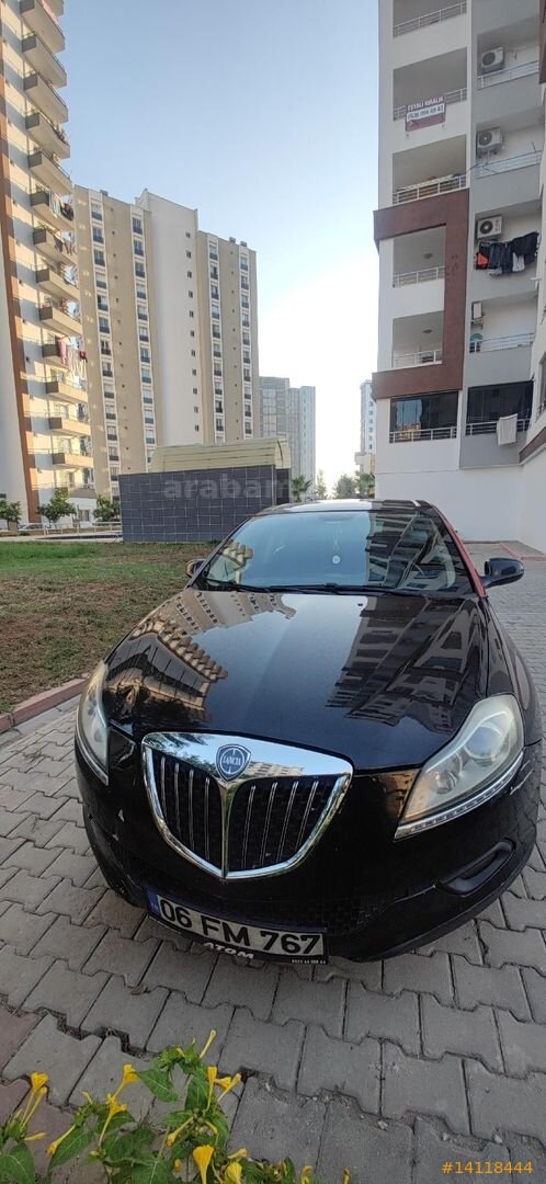 Sahibinden Lancia Delta 1.6 MJet 2010 Model Mersin 245.000 km Siyah 2