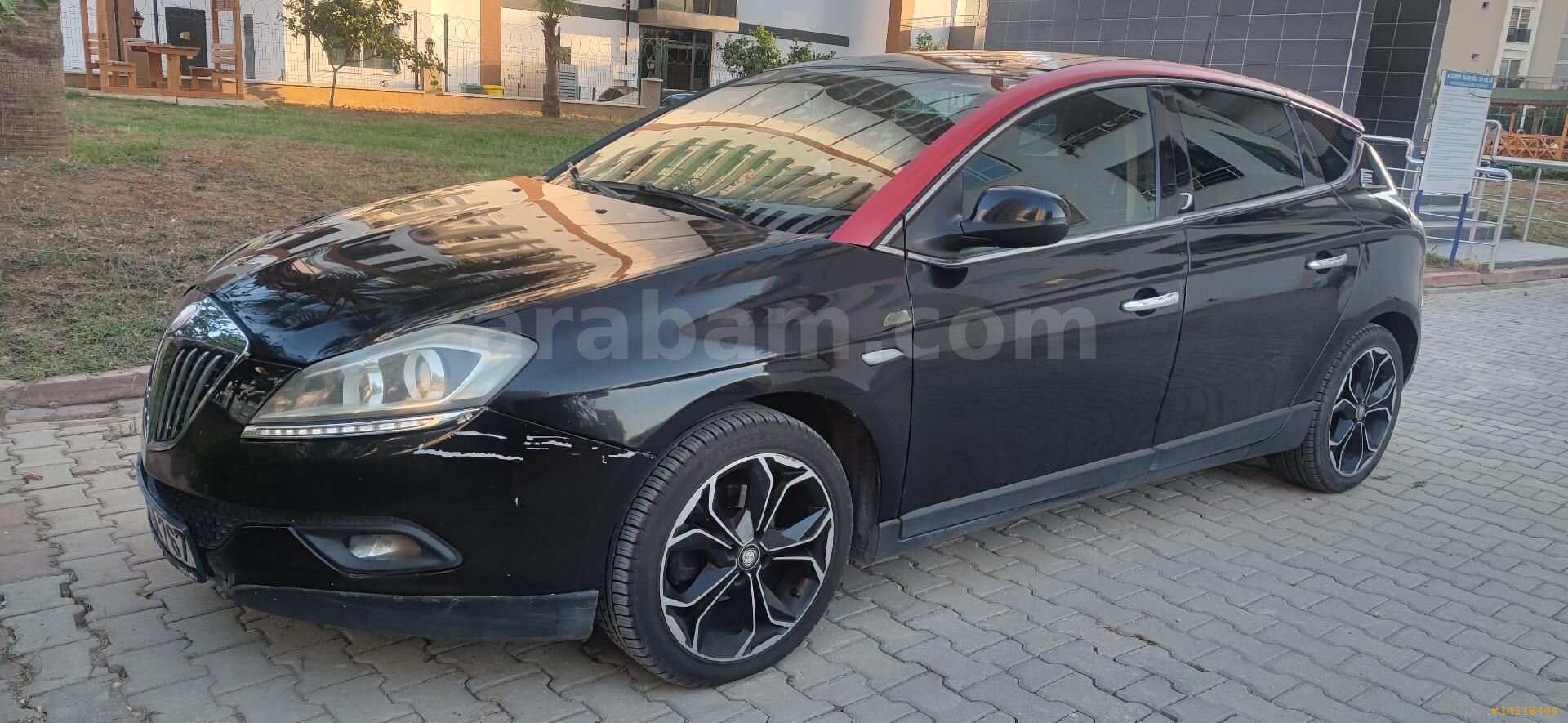 Sahibinden Lancia Delta 1.6 MJet 2010 Model Mersin 245.000 km Siyah 1