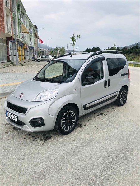 Satilik Sahibinden Fiat Fiorino Fiorino Combi 1 3 Multijet Premio 2017 Model Bursa Arac Piyasasi
