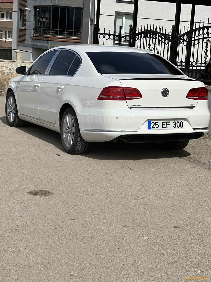 Sahibinden Volkswagen Passat 1.6 TDi BlueMotion Comfortline 2013 Model İzmir 228.000 km Beyaz 7