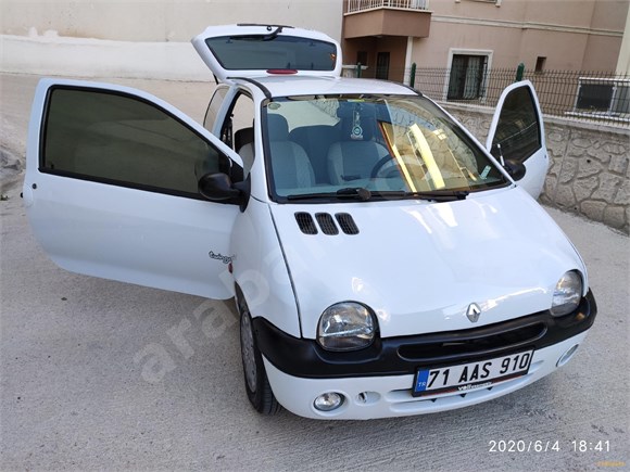 Sahibinden Renault Twingo 1.2 Alize 2000 Model