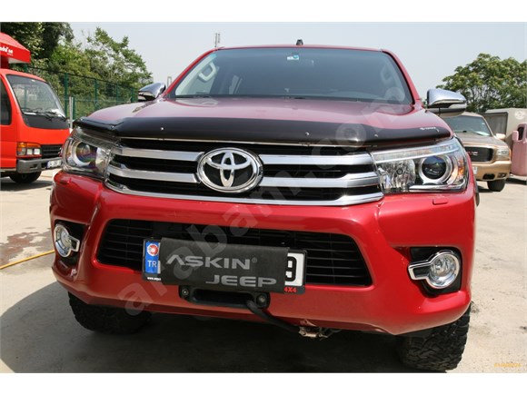 galeriden toyota hilux 2 8 d 4d 2016 model istanbul 70 000 km kirmizi 14896024 arabam com