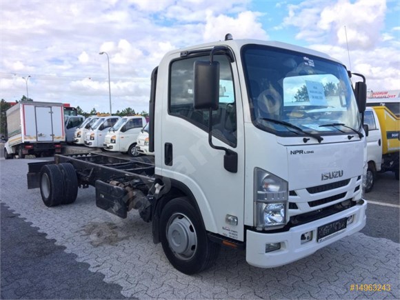 galeriden isuzu npr long 2018 model istanbul 115 000 km beyaz 14963243 arabam com