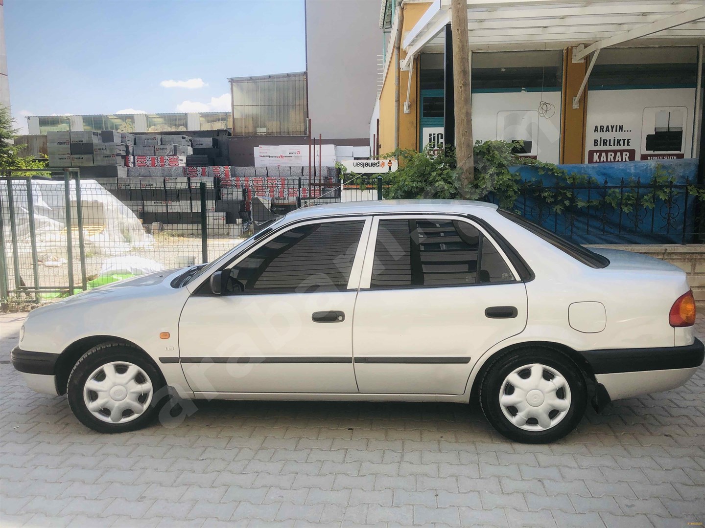 Galeriden Toyota Corolla 1.6 Terra Special 1999 Model Konya 285.000 km