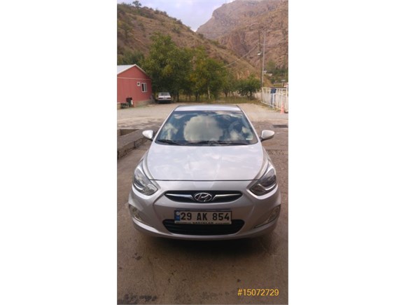 Sahibinden Hyundai Accent Blue 1.4 CVVT Mode 2011 Model