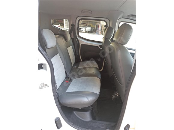Sahibinden Fiat Fiorino Panorama 1 3 Multijet Premio 2018 Model Batman 55 000 Km Beyaz 15157884 Arabam Com