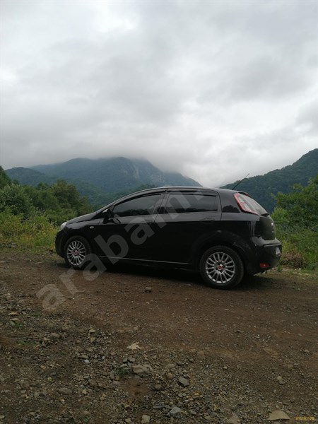 Satilik Galeriden Fiat Punto Evo 1 4 Active 2011 Model Bursa Arac Piyasasi