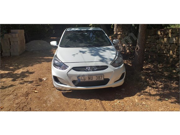 Sahibinden Hyundai Accent Blue 1.4 CVVT Biz 2012 Model