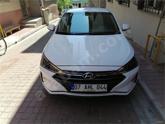 Sahibinden Hyundai Elantra 1.6 MPI Style 2019 Model