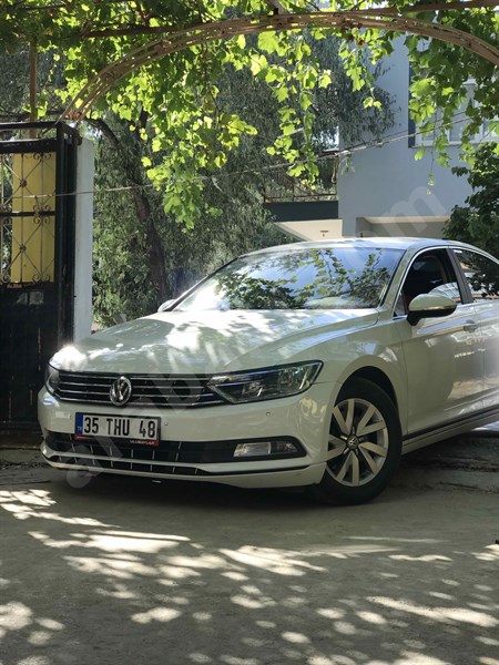 Sahibinden Volkswagen Passat 1 6 Tdi Bluemotion Highline 2016 Model Diyarbakir 52 750 Km 15663831 Arabam Com