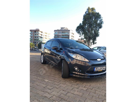 Sahibinden Ford Fiesta 1.4 Titanium 2010 Model