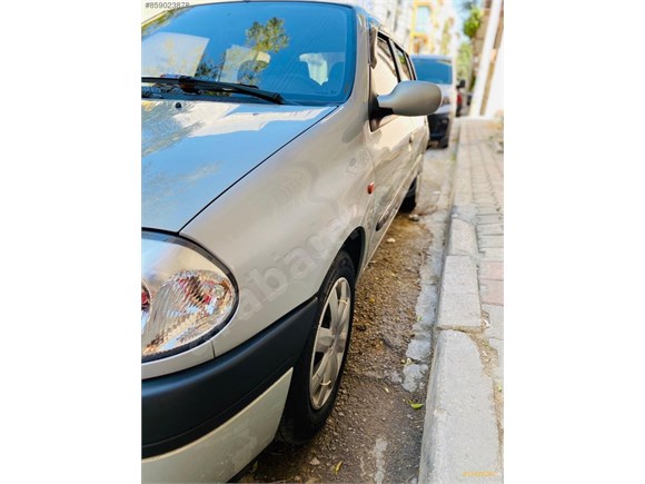 Ikinci El Renault Clio 1 4 Rxt 2001 Izmir Araba Fiyatlari Waa2