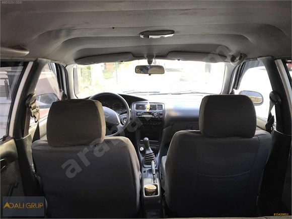 Galeriden Toyota Corolla 1 3 Xl 1995 Model Istanbul 196 000 Km Beyaz 15428651 Arabam Com