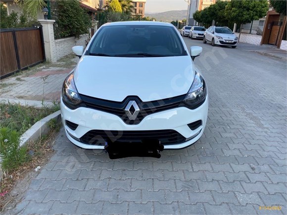 Sahibinden Renault Clio 0 9 Tce Joy 2019 Model Izmir 9 100 Km Beyaz 15428692 Arabam Com