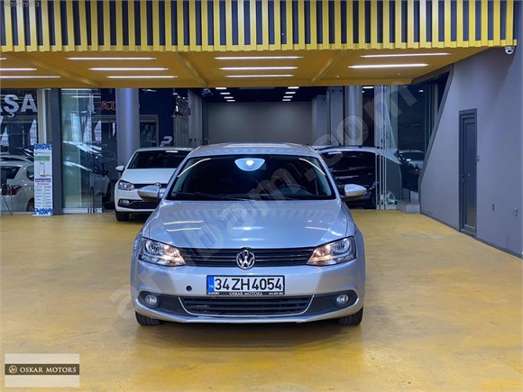 Galeriden Volkswagen Jetta 1 6 Tdi Trendline 2011 Model Istanbul 194 000 Km Gri 15431739 Arabam Com