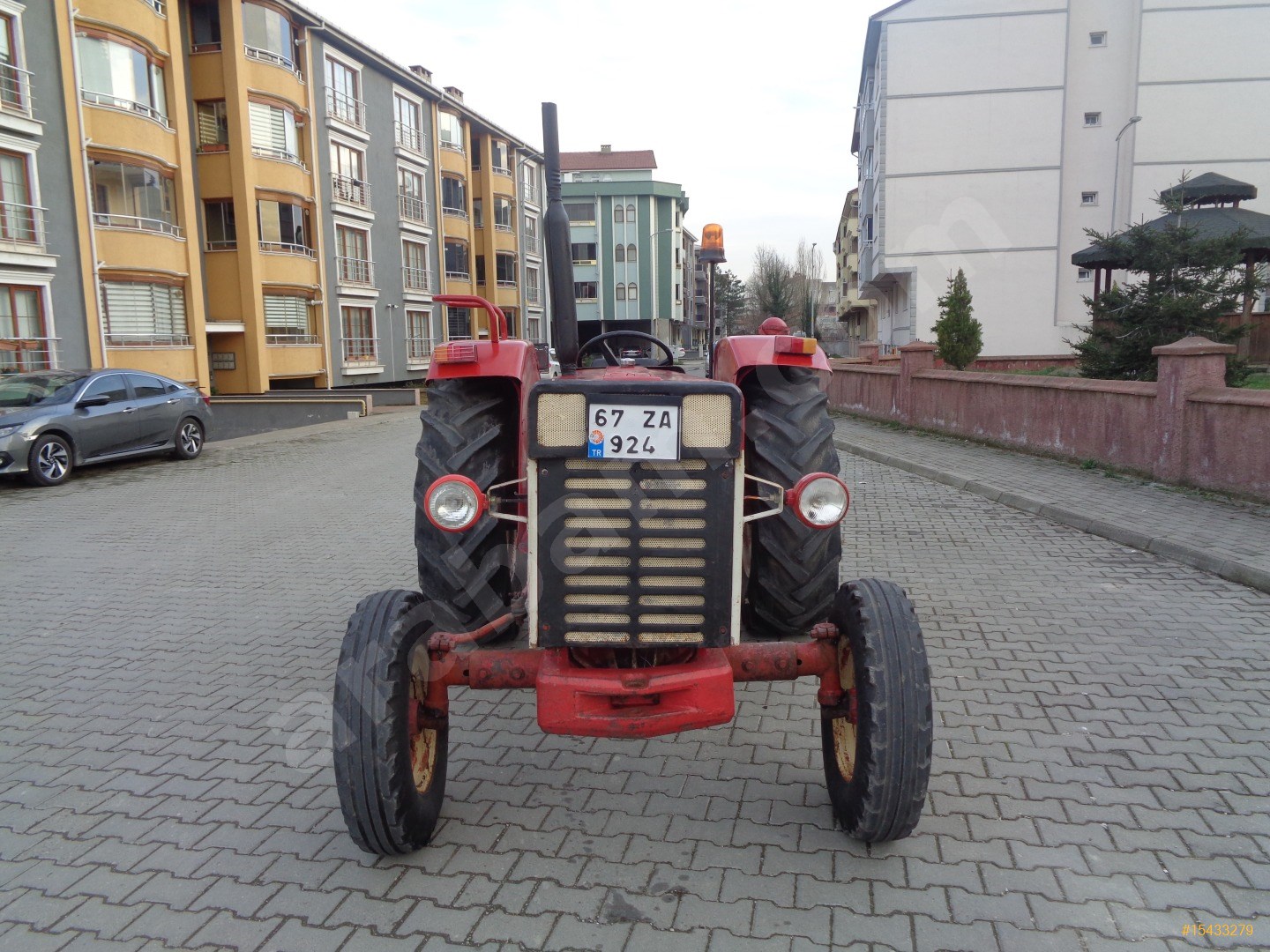 galeriden traktor international 1982 model zonguldak 15433279 arabam com