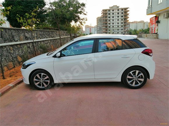 Sahibinden Hyundai i20 1.4 CRDi Style 2016 Model takas olur