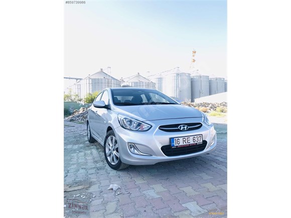 ZİNNUR OTODAN 2015 model 84.000 kmde otomatik temiz accent blue