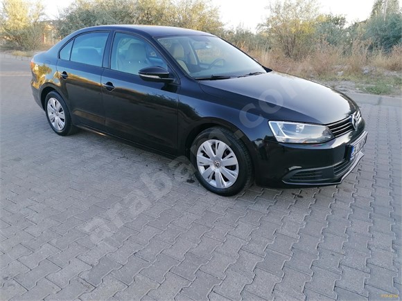 2014 MODEL 1.6 TDİ OTOMATİK 105 BEYGİR 140 BİN KMDE JETTA