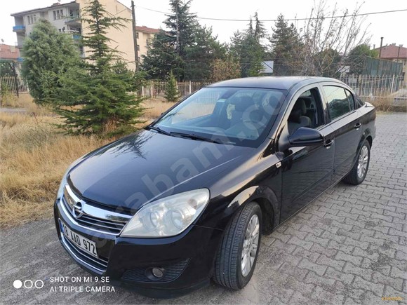 Temiz bakımlı hasar kayıtsız Opel Astra 1.3 CDTI Enjoy Elegance 2010 Model
