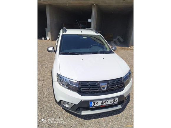 Darbesiz Boyasız Dacia Sandero 1.5 dCi Stepway 2017 Model