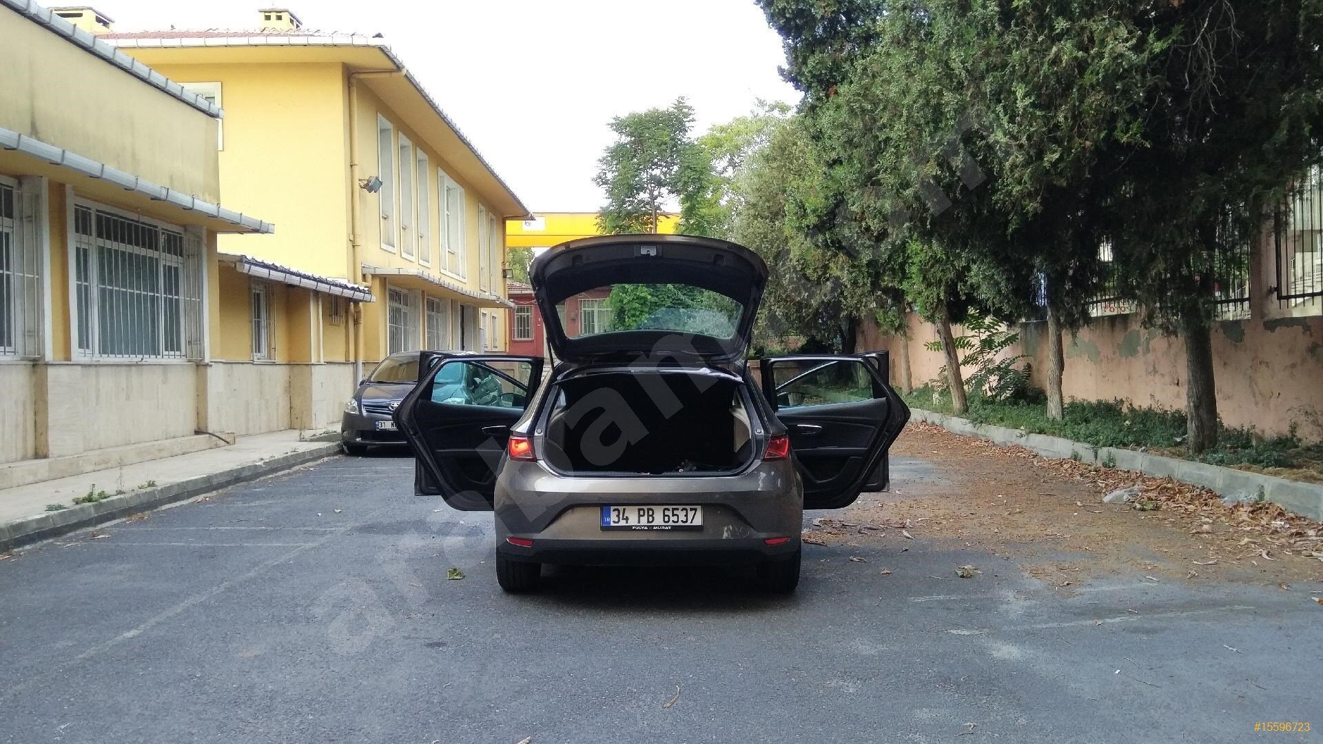 Sahibinden Seat Leon 1.2 TSI Style 2016 Model İstanbul 259.000 km Gri (titanyum) 7