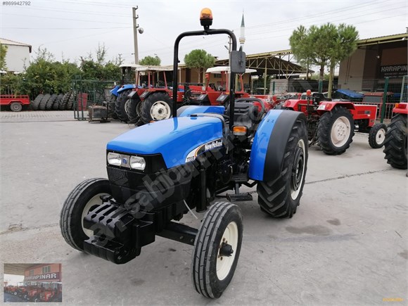 Galeriden New Holland 2006 Model Manisa 15682694 Arabam Com
