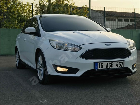 Sahibinden Ford Focus 1 5 Tdci Trend X 2016 Model Bursa 158 000 Km Beyaz 15685475 Arabam Com