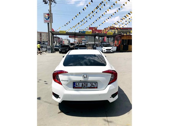 Sahibinden Honda Civic 1 6 I Vtec Eco Elegance 2019 Model Kocaeli 8 300 Km 15686511 Arabam Com