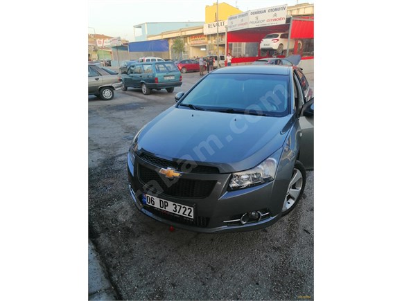 Sahibinden Chevrolet Cruze 1.6 Design Edition 2012 Model