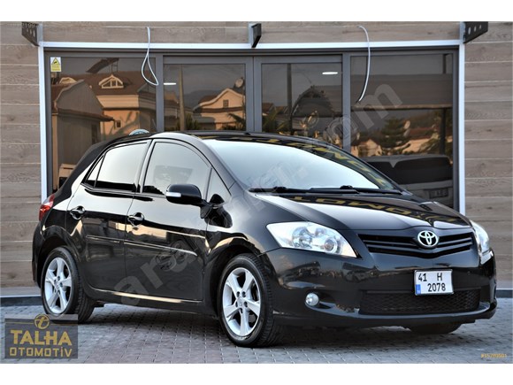 TALHADAN 2012 AURİS COMFORT EXTRA DİZEL OTOMATİK DEĞİŞENSİZ