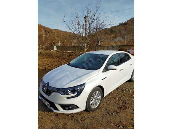 Sahibinden Renault Megane 1.5 Blue DCI Touch 2020 Model