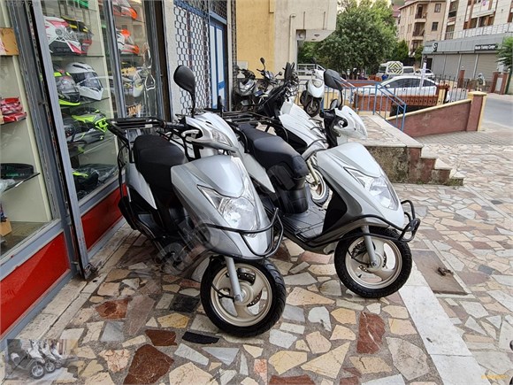 galeriden honda activa 125 2018 model istanbul 29 000 km gri gumus 15889053 arabam com