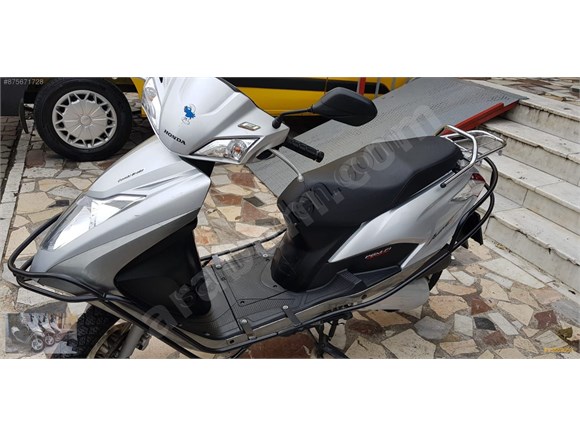 galeriden honda activa 125 2018 model istanbul 29 000 km gri gumus 15889053 arabam com