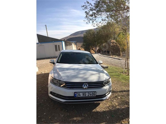 Sahibinden Volkswagen Passat 1.6 TDi BlueMotion Comfortline 2015 Model