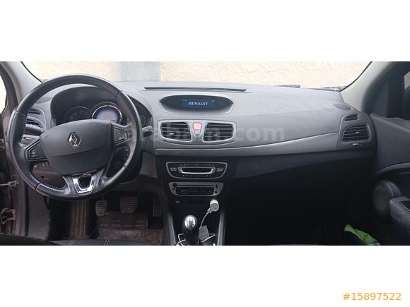 öğretmenden Renault Megane 1.5 dCi Touch Plus 2015 Model