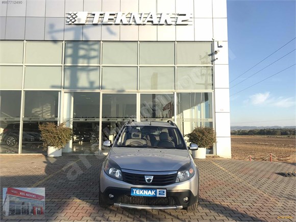 TEKNAK OTODAN 0,99 FAİZ ORANI İLE DACIA SANDERO 1.5 DCI STEPWAY