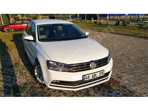 HATASIZ! BOYASIZ! Servis bakımlı Sahibinden Volkswagen Jetta 1.2 TSi Comfortline