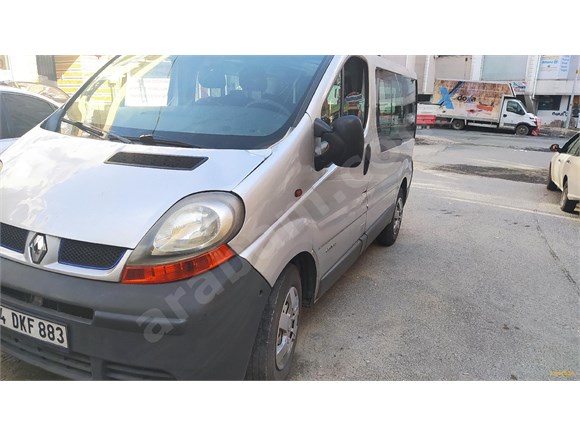 Sahibinden Renault Trafic Multix 1 9 Dci Confort 2004 Model Istanbul 246 000 Km Gri 15943606 Arabam Com